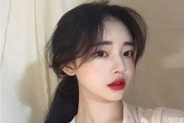 八字劉海要燙嗎 什么臉型適合八字劉海 八字劉海要燙嗎 什么臉型適合八字劉海