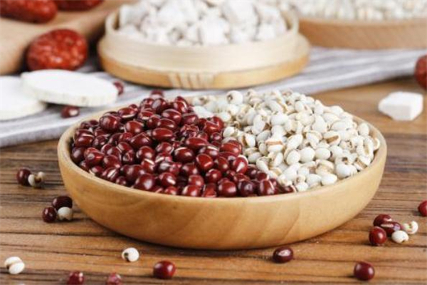 紅豆薏米茶怎么泡 紅豆薏米茶有副作用嗎 紅豆薏米茶怎么泡 紅豆薏米茶有副作用嗎