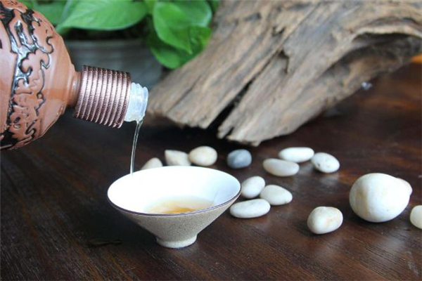 喝酒喝多了吐不出來怎么辦 喝酒喝多了一直想吐怎么辦 喝酒喝多了吐不出來怎么辦 喝酒喝多了一直想吐怎么辦