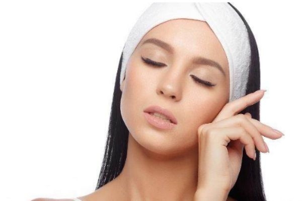 一到夏天臉就特別油怎么辦 臉上老是出油怎么改善 一到夏天臉就特別油怎么辦 臉上老是出油怎么改善