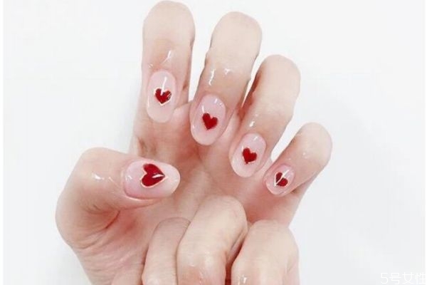 為什么撕拉指甲油容易掉落 撕拉指甲油的危害 為什么撕拉指甲油容易掉落 撕拉指甲油的危害