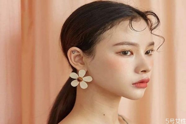 90度劉海怎么弄 劉海怎么打理好看 90度劉海怎么弄 劉海怎么打理好看