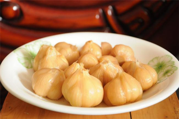 糖蒜腌多久可以吃 糖蒜腌酸了怎么補救 糖蒜腌多久可以吃 糖蒜腌酸了怎么補救