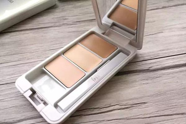 marcheur遮瑕膏好用嗎？ipsa三色遮瑕膏平價替代