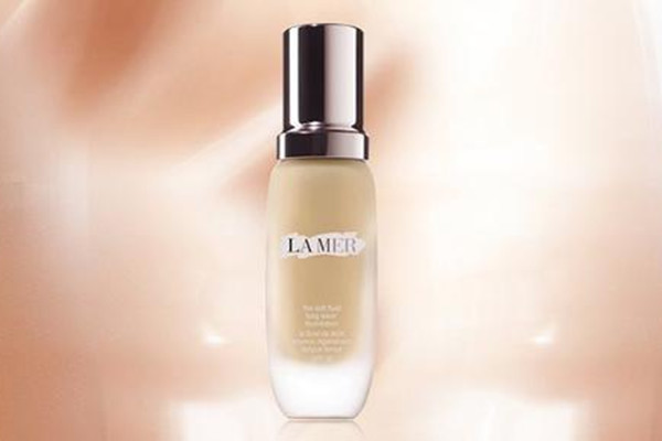 海藍(lán)之謎粉底液細(xì)膩嗎 海藍(lán)之謎粉底液遮瑕好嗎 海藍(lán)之謎粉底液細(xì)膩嗎 海藍(lán)之謎粉底液遮瑕好嗎