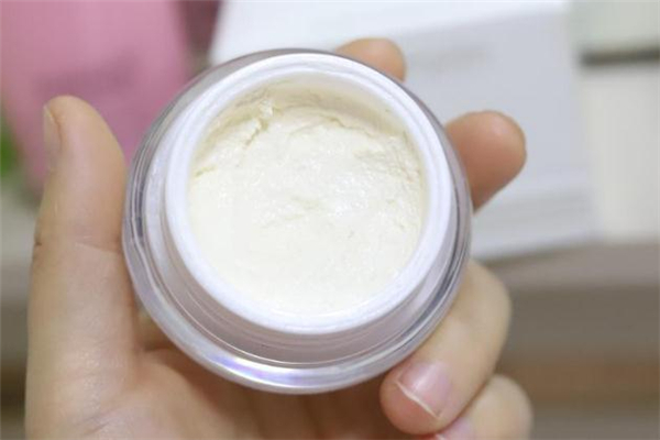 梵蜜琳貴婦膏多少克 梵蜜琳貴婦膏一瓶能用多久 梵蜜琳貴婦膏多少克 梵蜜琳貴婦膏一瓶能用多久