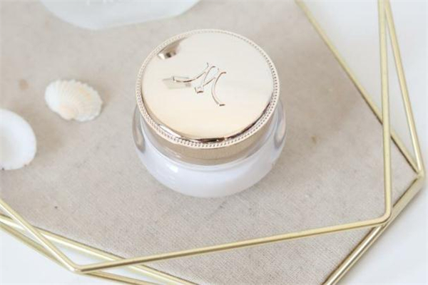 梵蜜琳貴婦膏多少克 梵蜜琳貴婦膏一瓶能用多久 梵蜜琳貴婦膏多少克 梵蜜琳貴婦膏一瓶能用多久