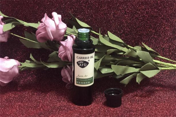 阿芙荷荷巴油怎么打開(kāi) 阿芙荷荷巴油用前要熱敷嗎