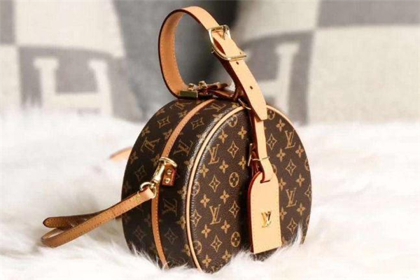 lv包怎么帶不會(huì)被稅 國外買了lv隨身還是托運(yùn)好