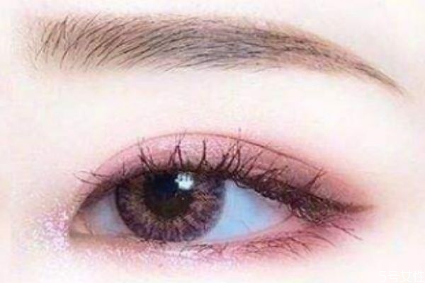 美瞳線能保持多長時間 美瞳線變藍是什么原因 美瞳線能保持多長時間 美瞳線變藍是什么原因