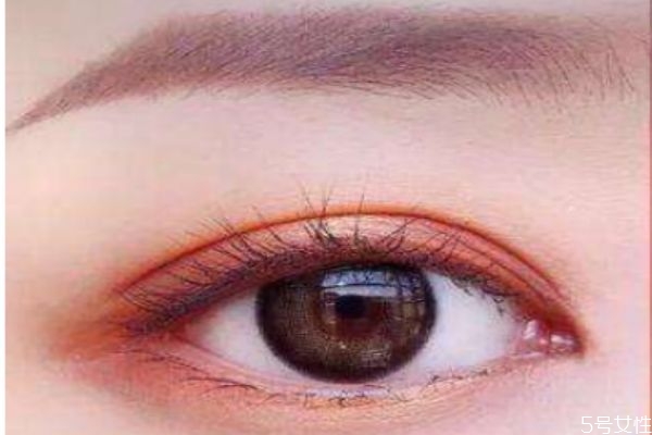 美瞳線能保持多長時間 美瞳線變藍是什么原因 美瞳線能保持多長時間 美瞳線變藍是什么原因