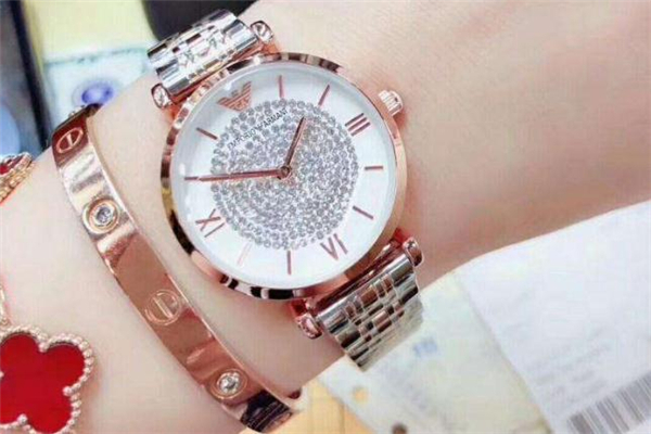 阿瑪尼滿天星真假對比 阿瑪尼滿天星有幾款 阿瑪尼滿天星真假對比 阿瑪尼滿天星有幾款