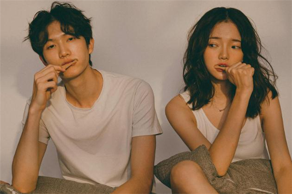 第一次約會結(jié)束后說些什么 約會后男生對你有興趣的表現(xiàn)