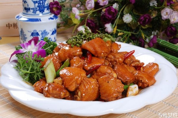 怎么做燒雞翅不膩 雞翅怎么燒入味 怎么做燒雞翅不膩 雞翅怎么燒入味