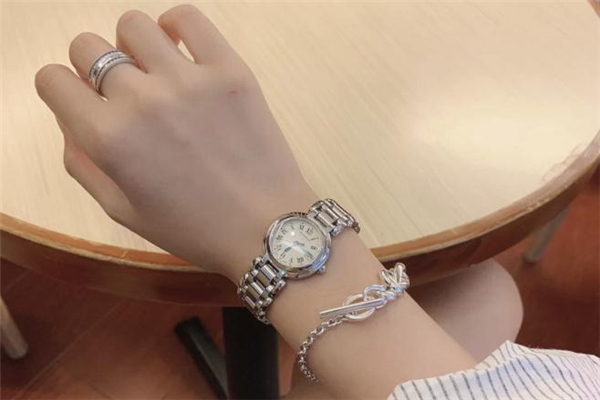 浪琴手表保修幾年 浪琴專柜免費截表帶嗎 浪琴手表保修幾年 浪琴專柜免費截表帶嗎