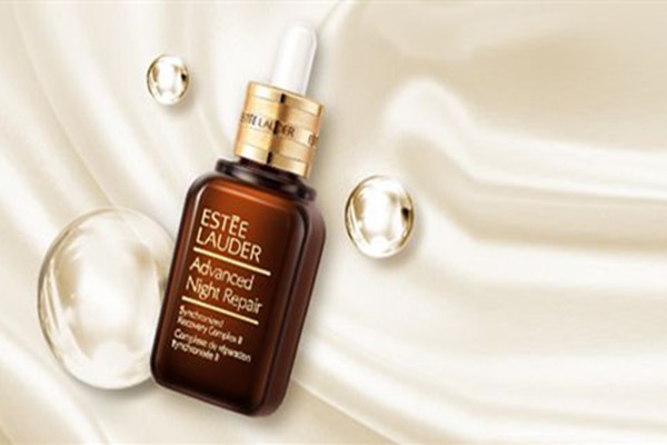 雅詩蘭黛特潤修護肌透精華露介紹 雅詩蘭黛特潤修護肌透精華露好用嗎