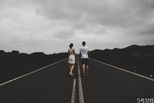 老公對(duì)我沒感覺了怎么辦 老公越來(lái)越冷淡怎么辦