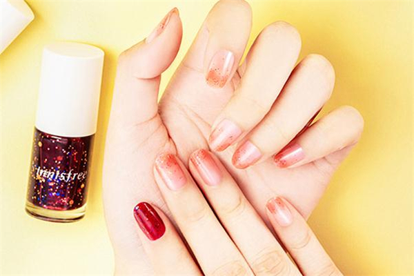 悅詩(shī)風(fēng)吟指甲油安全嗎 悅詩(shī)風(fēng)吟指甲油致癌嗎 悅詩(shī)風(fēng)吟指甲油安全嗎 悅詩(shī)風(fēng)吟指甲油致癌嗎