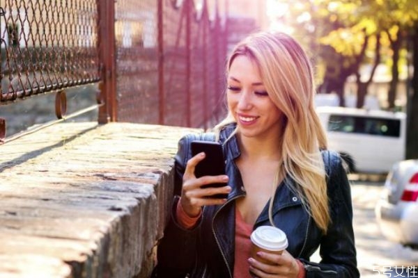 好婆婆不會有這三種行為 對婆媳關(guān)系的忠告