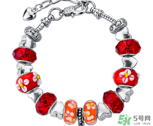 潘多拉手鏈能沾水嗎？潘多拉手鏈為什么不能碰水？