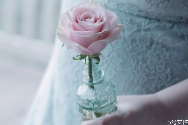 老婆離婚態(tài)度堅決怎樣挽回 老婆鐵心離婚挽回幾率大嗎 老婆離婚態(tài)度堅決怎樣挽回 老婆鐵心離婚挽回幾率大嗎