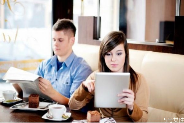 老婆離婚態(tài)度堅決怎樣挽回 老婆鐵心離婚挽回幾率大嗎 老婆離婚態(tài)度堅決怎樣挽回 老婆鐵心離婚挽回幾率大嗎