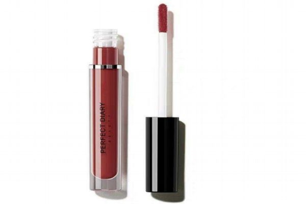 口紅融化后可以修復嗎 口紅蹭到衣服上怎么辦 口紅融化后可以修復嗎 口紅蹭到衣服上怎么辦