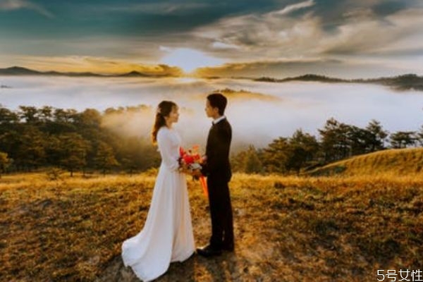 當(dāng)你感覺不到對方的愛 對方不愛你的細節(jié) 當(dāng)你感覺不到對方的愛 對方不愛你的細節(jié)