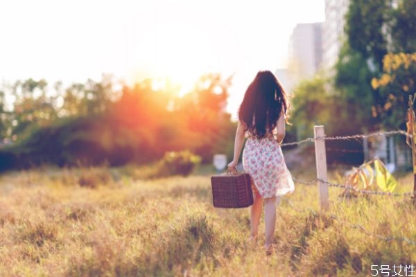 不愛你又不放手的男人 感受不到對方的愛時(shí)多做這些