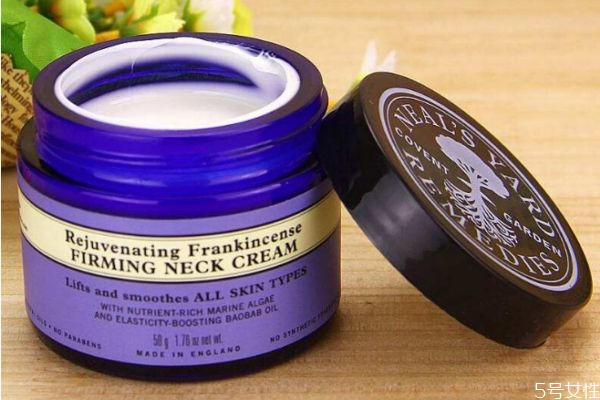 面部乳液可以當頸霜嗎 用身體乳代替頸霜的危害