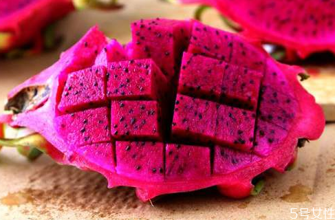 紅心火龍果為什么那么紅 紅心火龍果有色素嗎