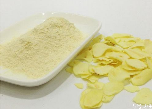 大蒜怎么吃才會(huì)有大蒜素 大蒜素對人體有哪些作用