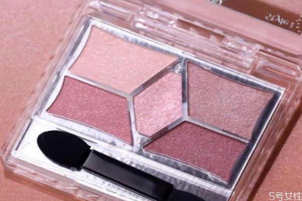 2020年最火的眼影盤 2020眼影盤推薦 2020年最火的眼影盤 2020眼影盤推薦