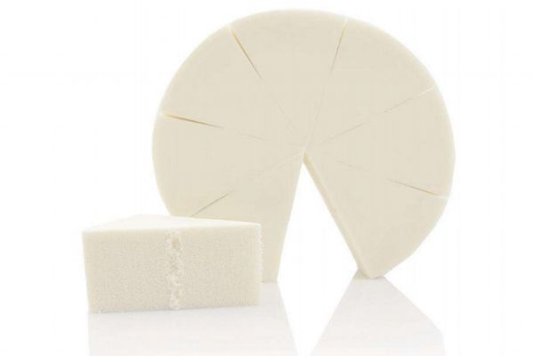 化妝用的海綿叫什么 如何用三角海綿上妝 化妝用的海綿叫什么 如何用三角海綿上妝