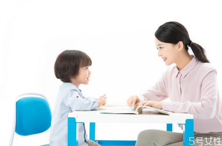 兒童恐懼癥的典型癥狀 兒童恐懼癥的危害 兒童恐懼癥的典型癥狀 兒童恐懼癥的危害