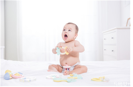 寶寶鞋子如何選購 兒童鞋子偏大的危害 寶寶鞋子如何選購 兒童鞋子偏大的危害