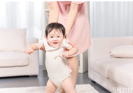 嬰兒干性濕疹是因?yàn)闊岬膯?干性濕疹如何止癢