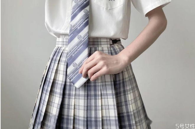 jk風(fēng)最近為什么會(huì)火 盤點(diǎn)jk制服小萌款 jk風(fēng)最近為什么會(huì)火 盤點(diǎn)jk制服小萌款