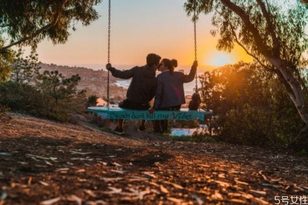 女人離婚要不要帶孩子 離婚后怎樣對(duì)孩子最好 女人離婚要不要帶孩子 離婚后怎樣對(duì)孩子最好