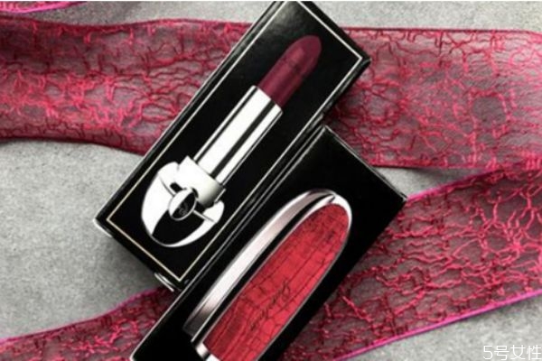 嬌蘭口紅保質期幾年 嬌蘭口紅生產日期在哪看 嬌蘭口紅保質期幾年 嬌蘭口紅生產日期在哪看