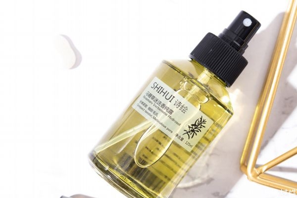 純露怎么用好 純露什么時候可以噴頭發(fā) 純露怎么用好 純露什么時候可以噴頭發(fā)