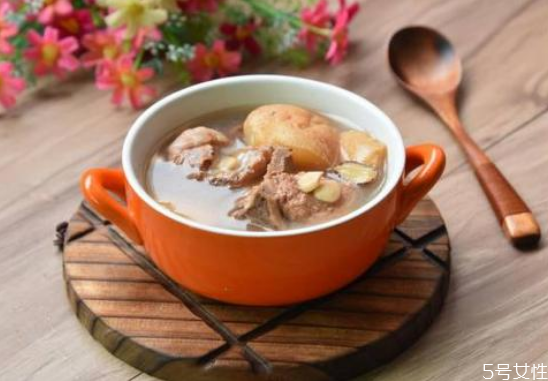 高三學(xué)生營養(yǎng)午餐食譜 高三學(xué)生煲什么湯營養(yǎng) 高三學(xué)生營養(yǎng)午餐食譜 高三學(xué)生煲什么湯營養(yǎng)