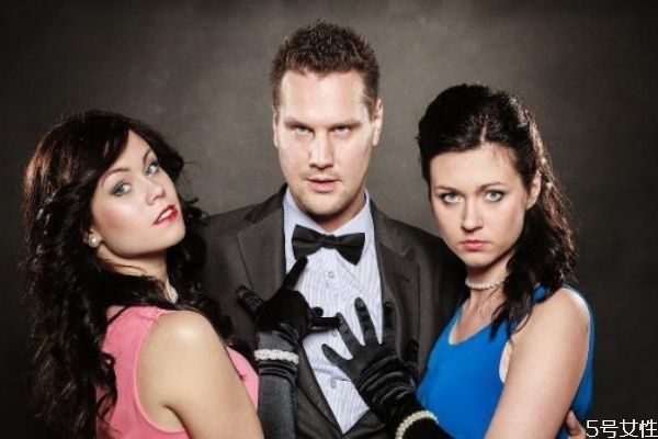 男生會(huì)一直喜歡初戀嗎 男生初戀過(guò)后的感覺(jué)