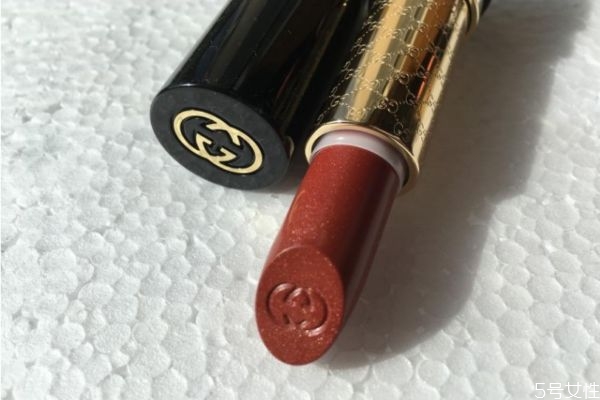 一只口紅正常使用可以用多久 如何保存口紅 一只口紅正常使用可以用多久 如何保存口紅