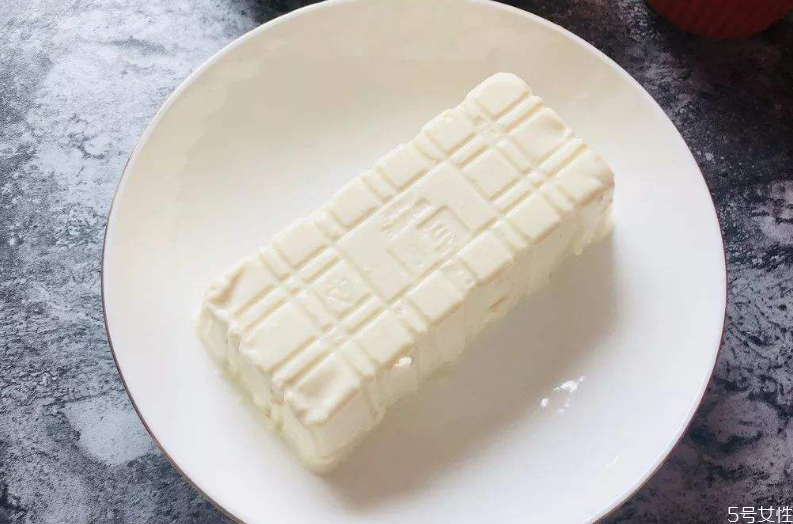 沒有內(nèi)酯怎么做豆腐腦 經(jīng)常吃內(nèi)酯豆腐好嗎 沒有內(nèi)酯怎么做豆腐腦 經(jīng)常吃內(nèi)酯豆腐好嗎