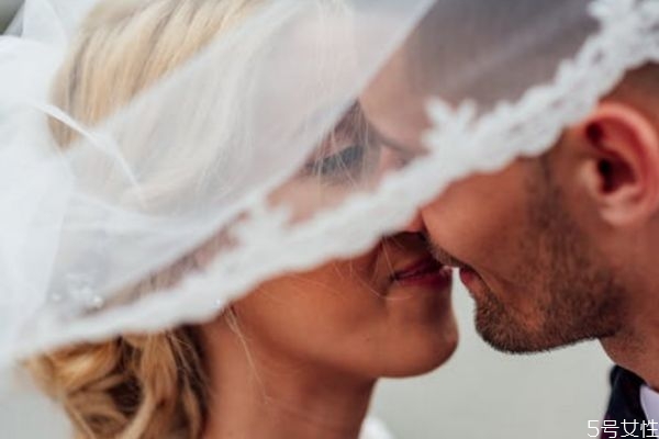 離婚要想清楚這三個(gè)問題 對(duì)準(zhǔn)備離婚女人的忠告