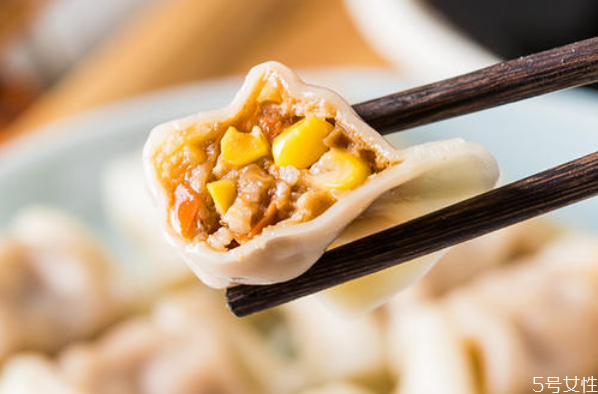 凍餃子怎么蒸 凍餃子要蒸多長時間 凍餃子怎么蒸 凍餃子要蒸多長時間