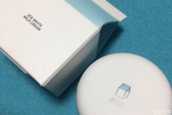 長(zhǎng)時(shí)間用素顏霜可以變白嗎 過(guò)期素顏霜用了會(huì)爛臉嗎