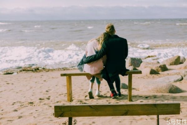 男人出軌后最明顯表現(xiàn) 老公有沒(méi)有外遇一眼就能看出來(lái)