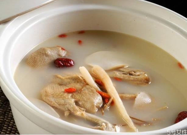 鴿子湯燉多久最營(yíng)養(yǎng) 鴿子湯燉的越久越好嗎 鴿子湯燉多久最營(yíng)養(yǎng) 鴿子湯燉的越久越好嗎